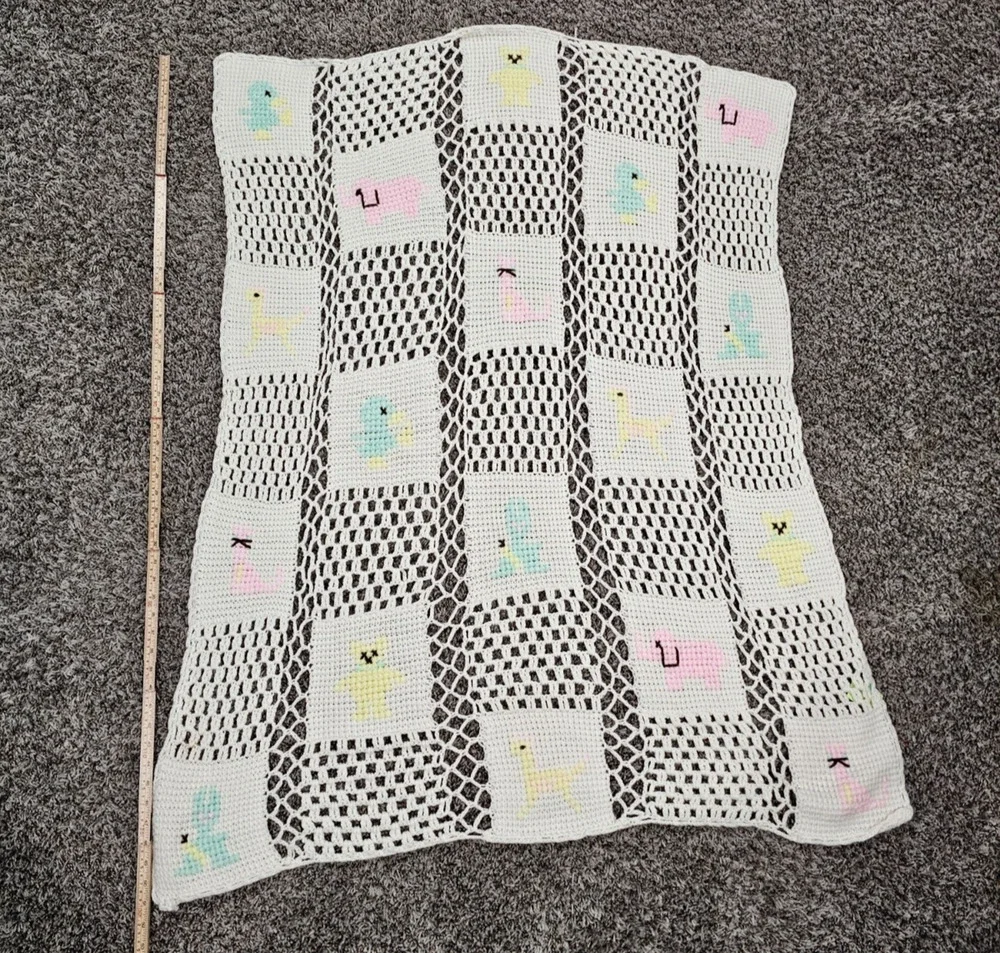 Vtg Hand Knitted Crocheted Baby Blanket Throw White w/Pastel Animals Cottagecore